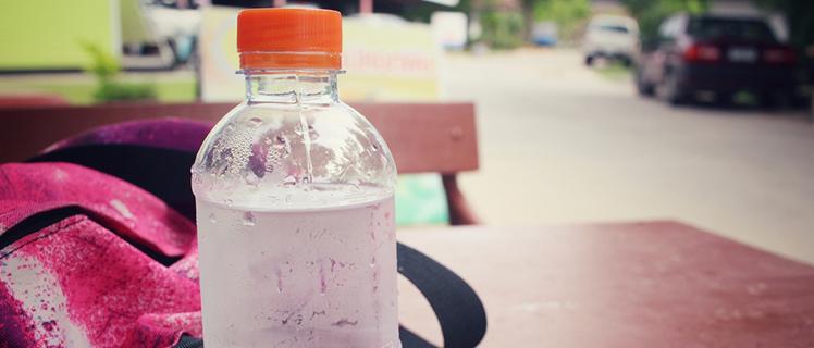 Sering Merasa Haus Pas Menstruasi, Kenapa ya?