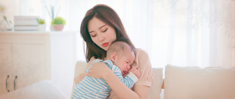 Cari Tahu Penyebab Baby Blues dan 5 Cara Mengatasinya